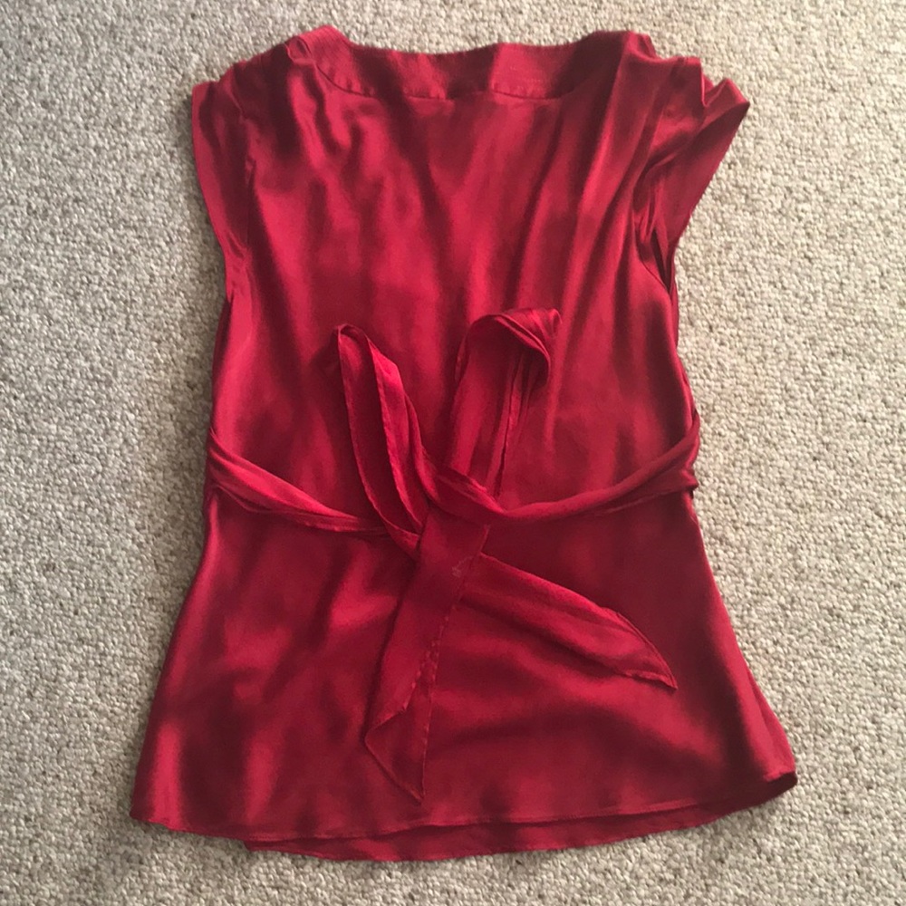 Red Express Designs Top Small - Picture 3 of 3